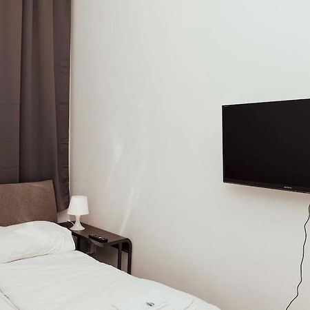 Modern Stylish Comfortable 2 Bedroom Apartment فيينا المظهر الخارجي الصورة