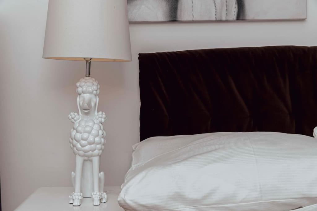 Modern Stylish Comfortable 2 Bedroom Apartment فيينا المظهر الخارجي الصورة